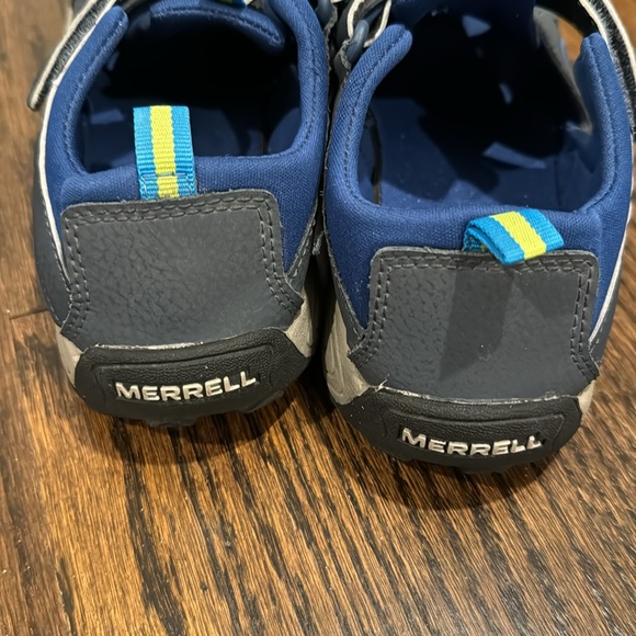 Merrell hydro hiking sandal size 3 - Picture 2 of 4